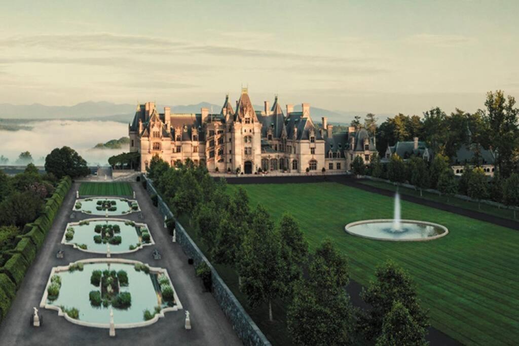 Bluebirds Nest 10 Min To Avl Biltmore Hot Tub Cont Bkfst Sparkling Water Asheville Exterior foto